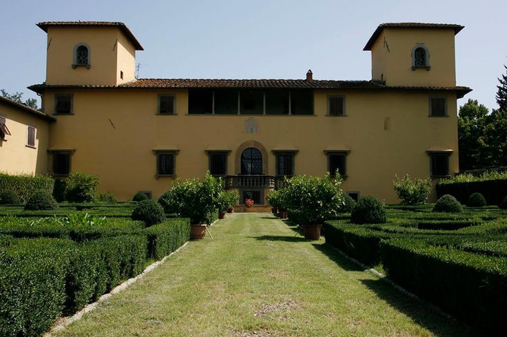 La Villa de' Pazzi a Firenze è la sede dell'azienda penne Visconti