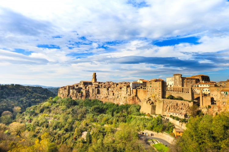 I 5 borghi più belli della Toscana per 5 weekend tra relax,storia e enogastronomia: Cortona, San Gimignano, Volterra, Monteriggioni,Pitigliano