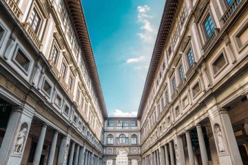Esterno della Galleria degli Uffizi a Firenze
