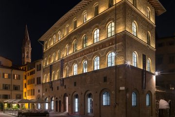 Il Museo Gucci cambia abito grazie alla nuova piattaforma multimediale che permette agli utenti di visitare virtualmente tutto il Museo Gucci di Firenze
