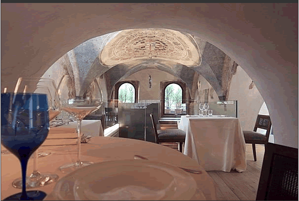 Tra i 5 ristoranti romantici a Firenze troviamo il Ristorante Alle Murate