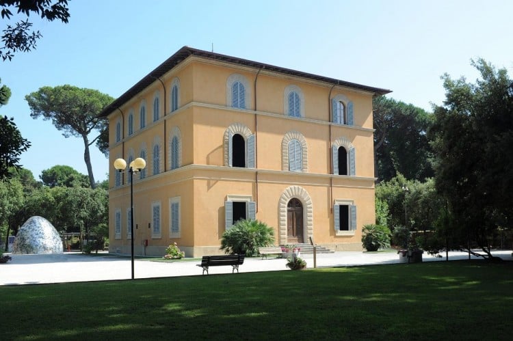 Quando nascono i primi stabilimenti balneari di Italia, ma soprattutto dove? In Toscana naturalmente! Siamo a Viareggio, in provincia di Lucca, nell'estate del 1828.