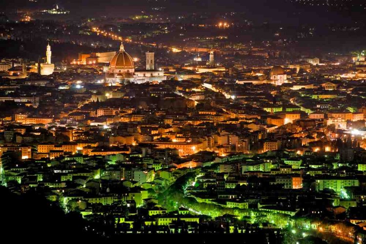 5 ristoranti con vista a Firenze: Se.Sto on Arno, Golden View, La Capponcina, Il Conventino a Marignolle, Terrazza 45.