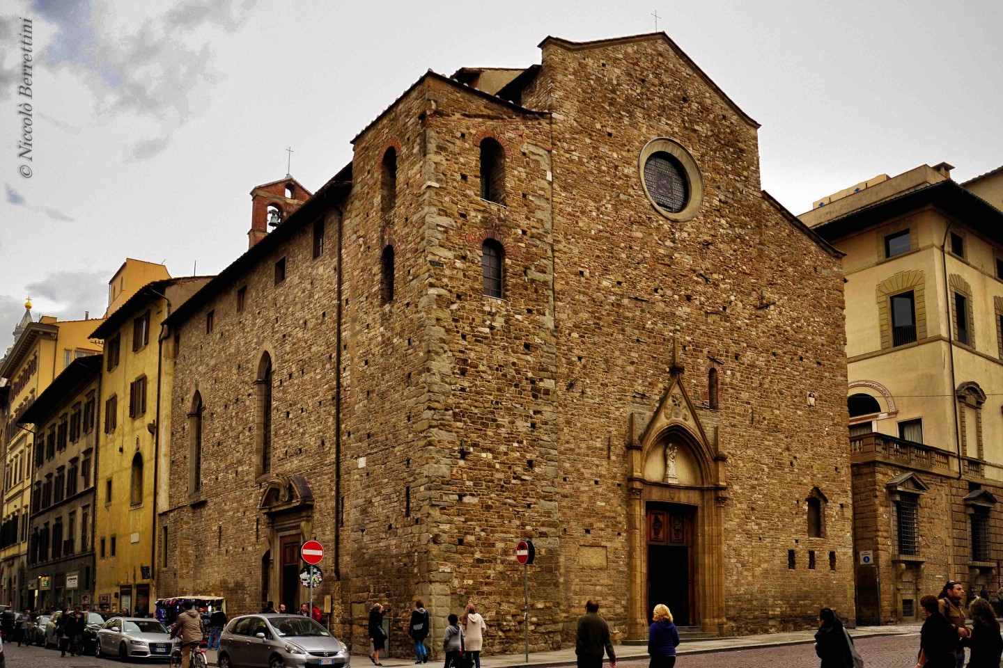 La leggenda della Berta a Firenze: la testa pietrificata nella facciata di Santa Maria Maggiore
