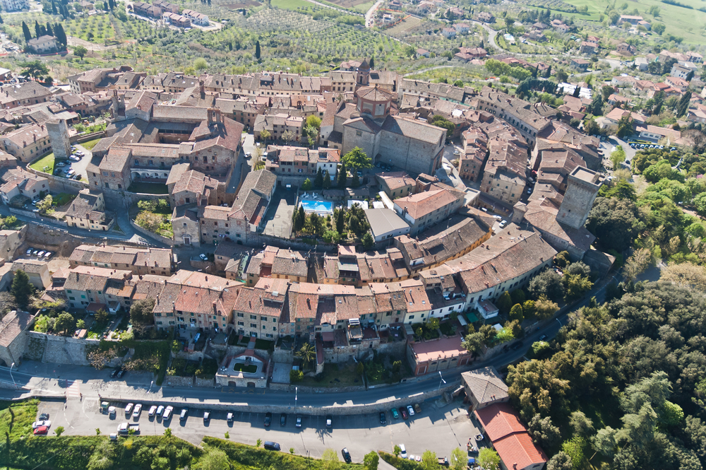Lucignano (AR) è un antico borgo medievale in Val di Chiana, ricco di eventi enogastronomici e luoghi da visitare