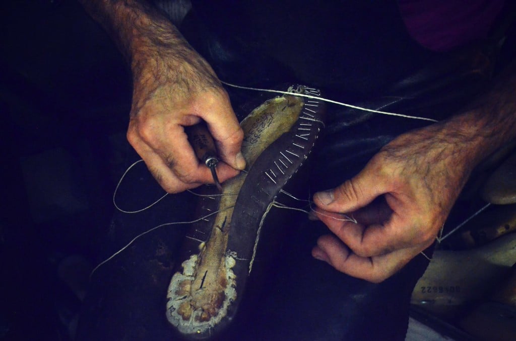 Lucio Picone realizza scarpe fatte a mano 100% made in Tuscany. Nella sua bottega di Monsummano Terme (PT) vengono realizzare scarpe e cinture di eccellenza