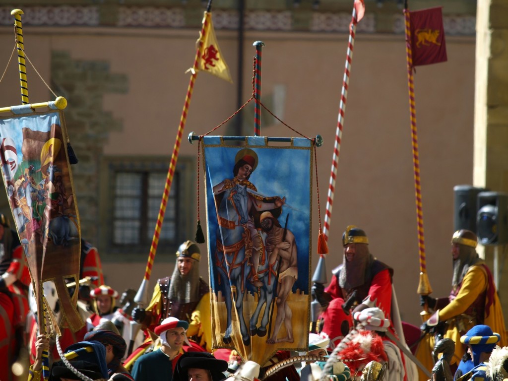 La Giostra del Saracino è un'antica competizione cavalleresca che si svolge a Arezzo ogni anno. Il 6 settembre si terrà la seconda Giostra del Saracino 2015