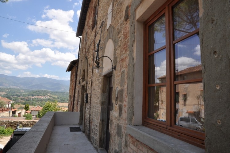 La casa di Francesco Petrarca ristrutturata e trasformata in museo, verrà inaugurata a Incisa Val d'Arno il 13 settembre 2015 con una grande festa di paese