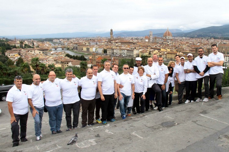 Fino a domenica 4/10/15, il piazzale Michelangelo di Firenze ospita la finale europea del Gelato Festival 2015 con le creazioni di 20 maestri gelatieri