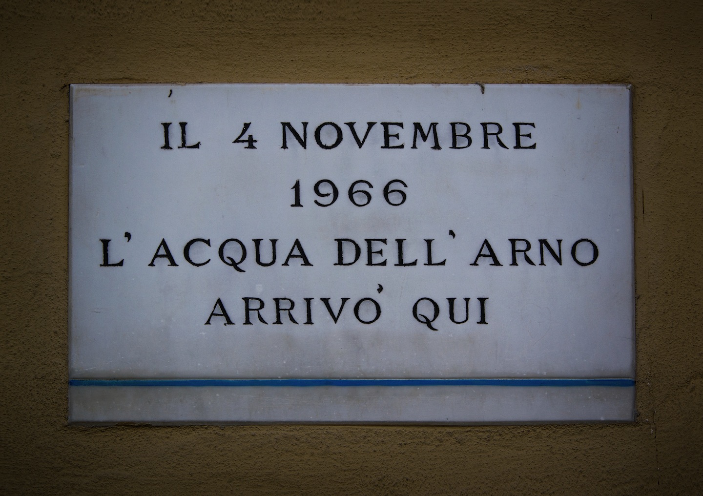Targa sul 4 novembre 1966: alluvione di Firenze e del Bacino dell'Arno. 