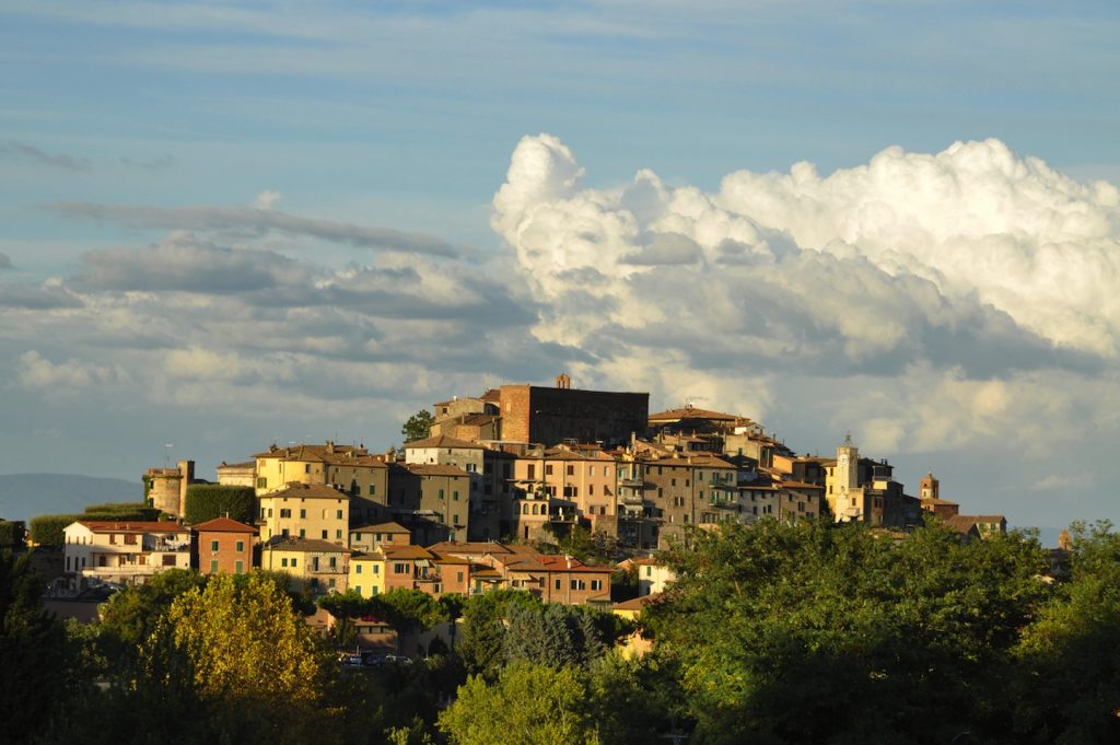 Le Terme in provincia di Siena sono le più famose della Toscana e offrono esperienze di benessere e relax per tutte le tasche per delle Real Tuscan Experience.