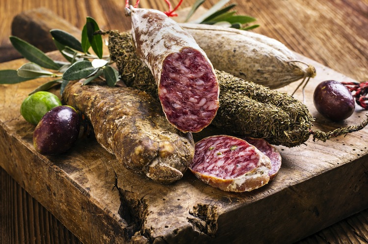 Mangia sano Mangia Maremmano è un'iniziativa di Federcarni Confcommercio di Grosseto per scoprire gli antichi sapori tradizionali della cucina maremmana.