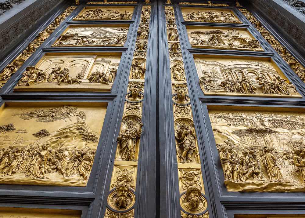 La porta del Paradiso del Battistero di Firenze, realizzata da Lorenzo Ghiberti