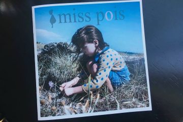 Miss Pois è il brand di moda per bambine di Laura Panichi, presentato a Pitti Bimbo 83
