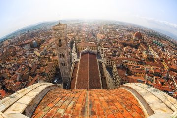 L'eresia catara trovò a Firenze, tra il 1200 e il 1300, uno dei suoi epicentri. Un originale tour di Firenze ne ripercorre i luoghi simbolo.