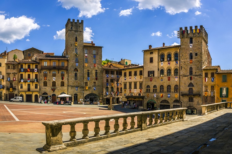 Palazzi di Piazza Grande a Arezzo in Toscana