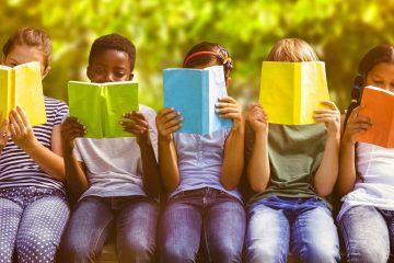 Leggere fa bene? Leggere aiuta i bambini a diventare persone miglior? E se sì, perché? Le nostre risposte tra dati scientifici e buon senso