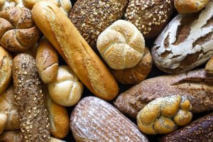 Il pane toscano è uno dei prodotti più tipici della regione. Il più famoso è il pane senza sale, ma molte sono le varietà in base alle zone