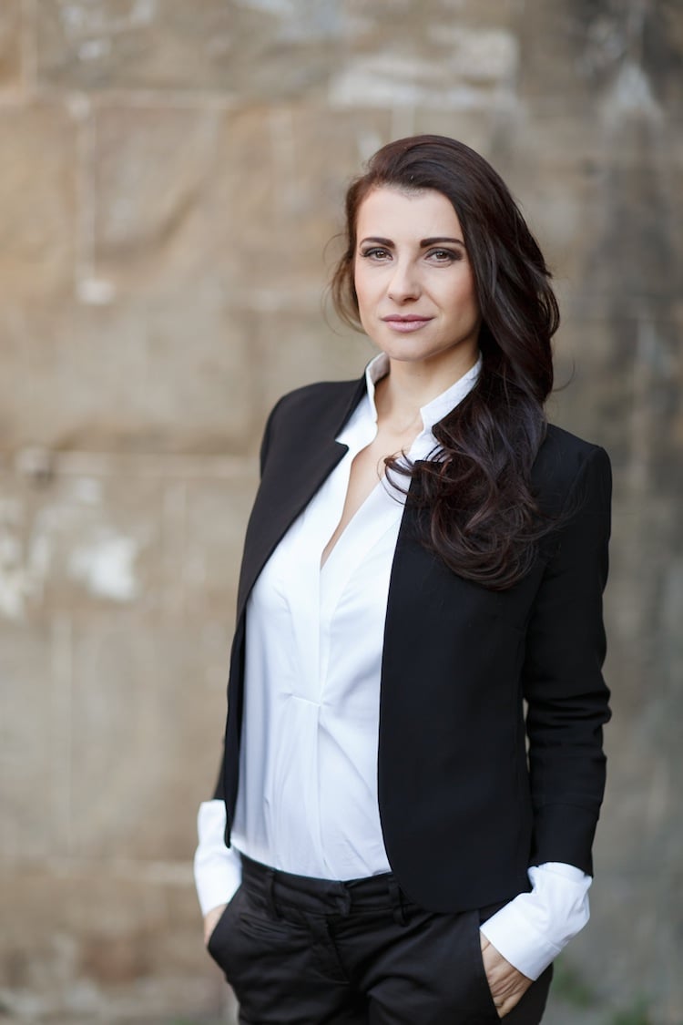 Nicoleta Radu è una social media manager ed esperta di siti internet che lavora a Firenze per importanti aziende nazionali e internazionali