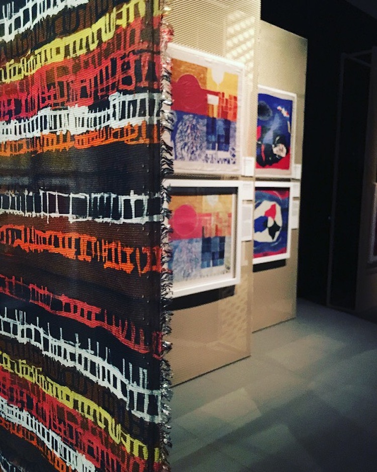 Tra Arte e Moda, una mostra al Museo dei Tessuti di Prato dedicata ai tessuti d'autore, dove si incontrano moda e arte contemporanea