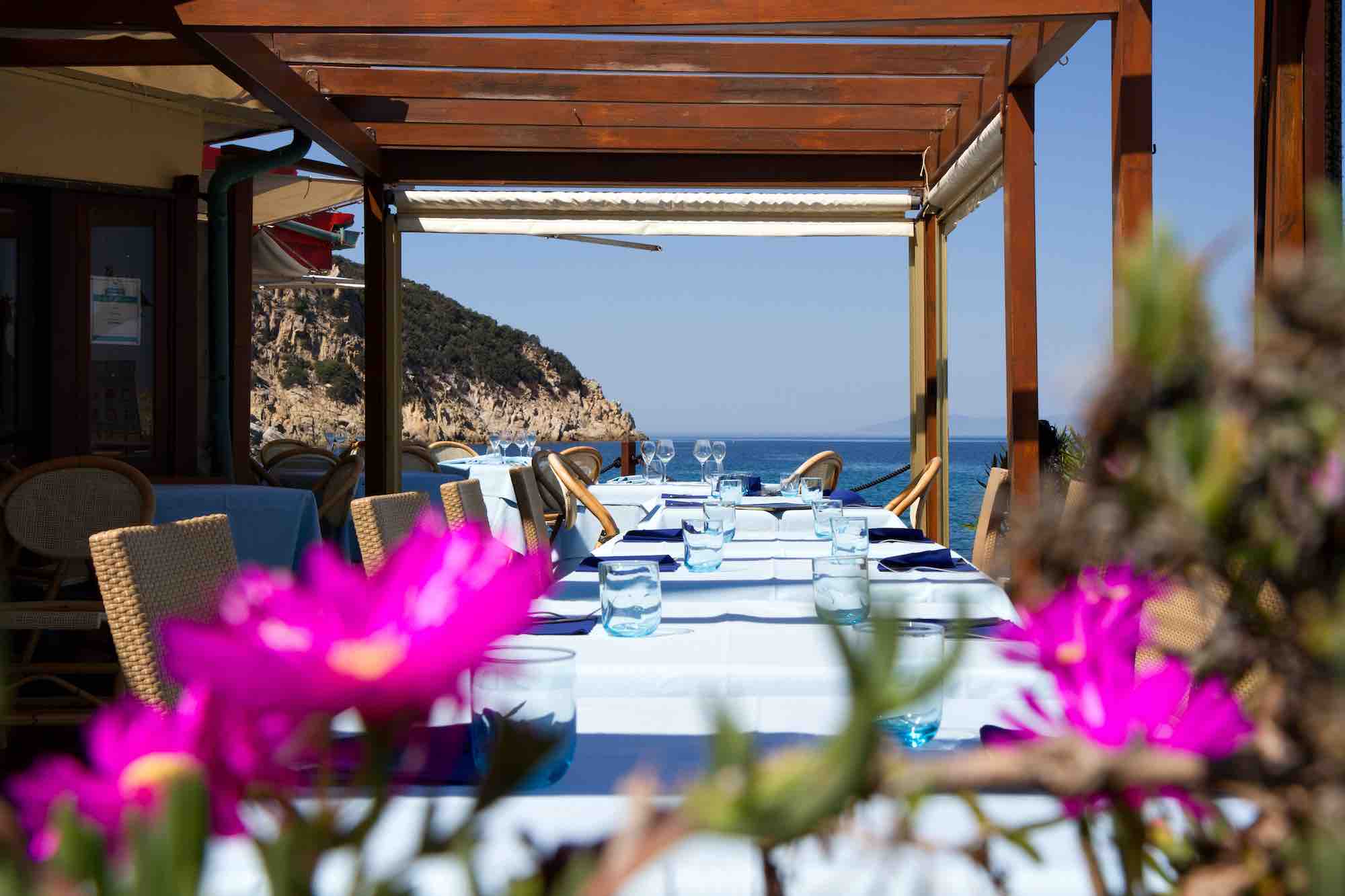 Il ristorante Capo Nord all'Isola d'Elba a Marciana Marina, sulla bellissima spiaggia della Fenicia.