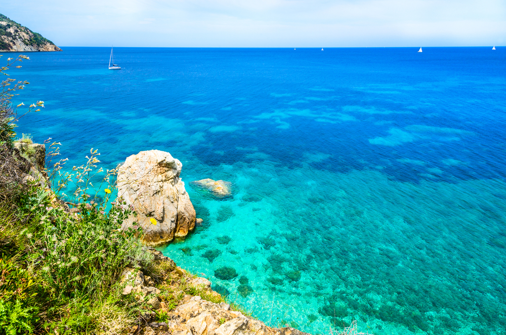 6 delle più belle spiagge dell'Isola d'Elba,le meno conosciute e meno frequentate dal turismo di massa, veri paradisi dell'Arcipelago Toscano