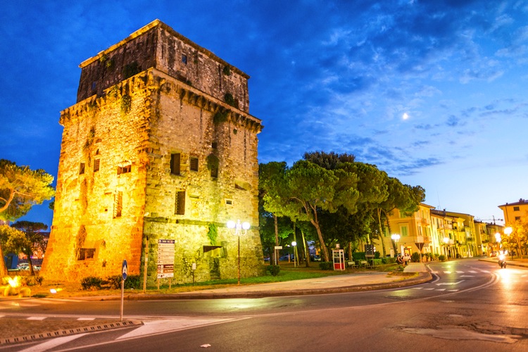 La Torre Matilde è uno dei simboli di Viareggio