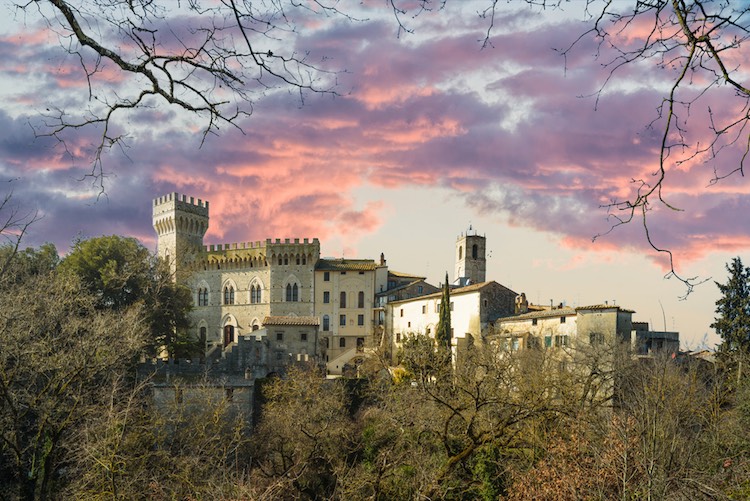 La provincia di Siena è una delle zone più conosciute della Toscana grazie ai 7 territori che la compongono: Val d'Orcia, Val di Merse, Chianti, Val di Chiana, Amiata, Val d'Elsa e Crete senesi