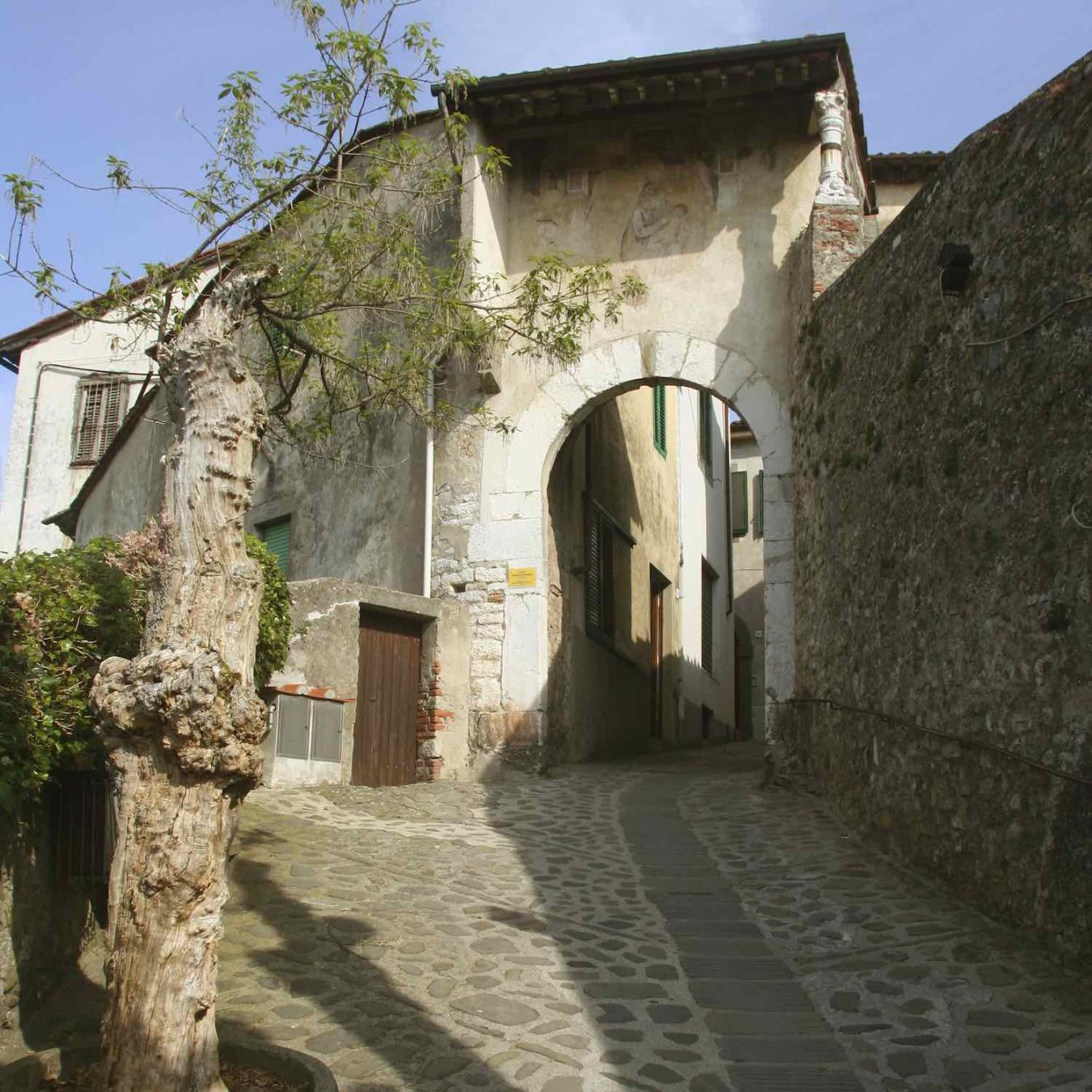 Coreglia Antelminelli è uno dei 23 Borghi più belli d'Italia in Toscana. Si trova in Garfagnana (LU) ed è famosa per la lavorazione del gesso