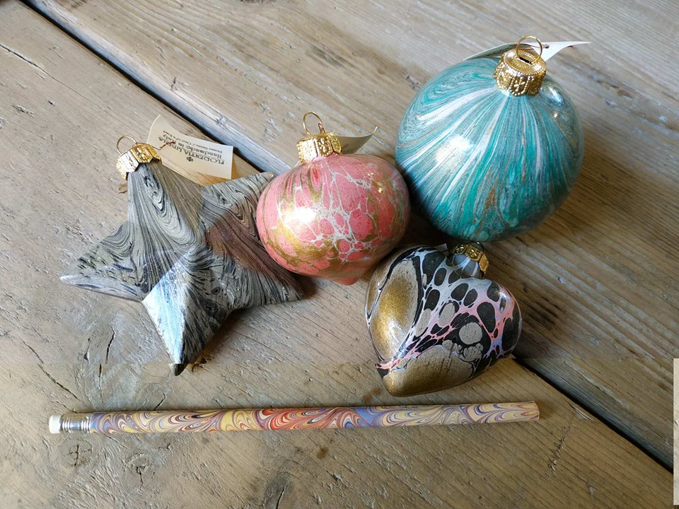 Cerchi un'idea regalo di Natale originale, artigianale e, made in Tuscany? 15 WIC propongono le loro creazioni di artigianato toscano
