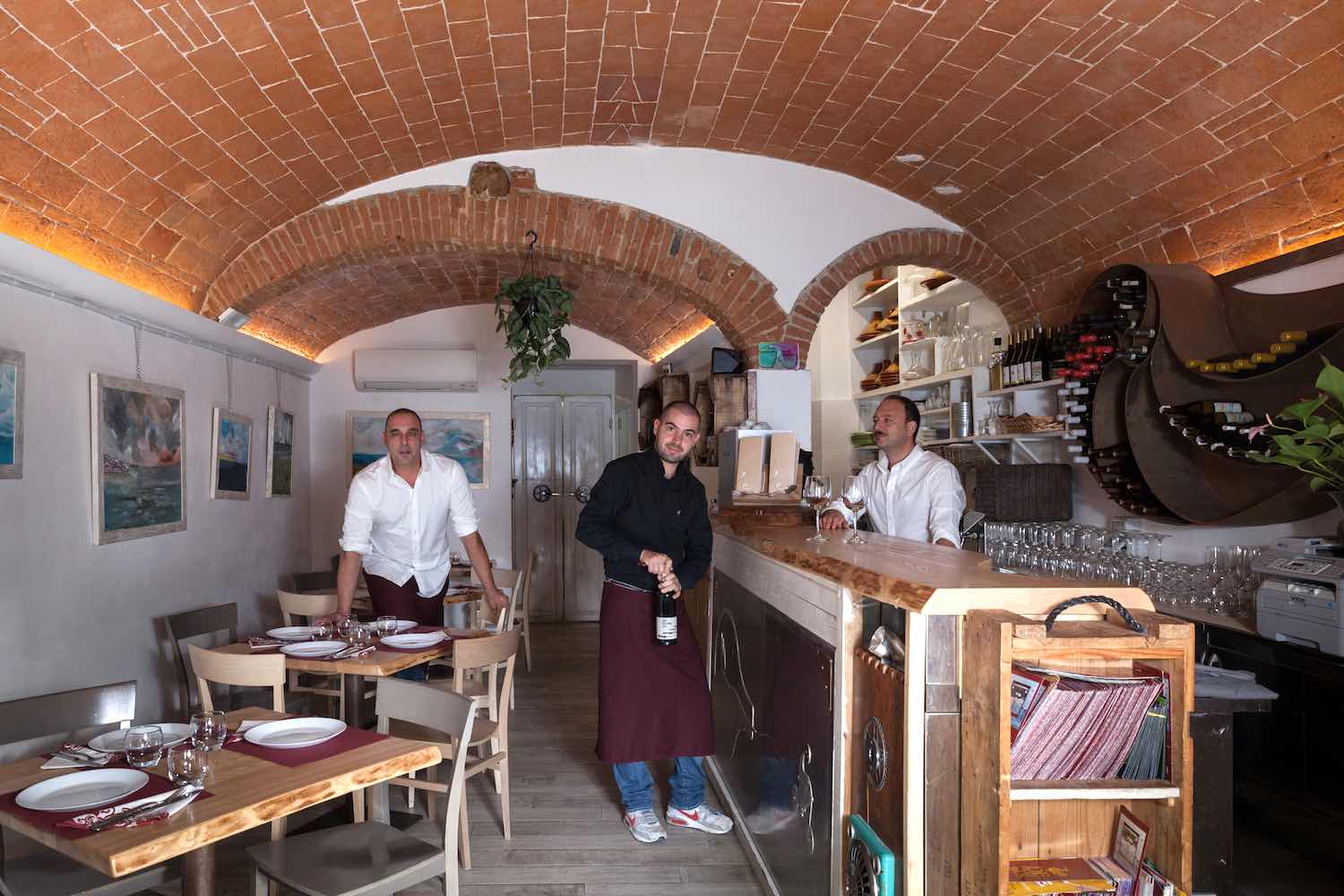 De Gustibus Tours, tuscan experience tour operator e Culinaria Bistrot, ristorante a Firenze: 2 attività, 1 realtà. Cook local, eat global