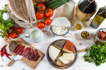 Una mostra nel Parlamento Europeo dedicata alle IGP e DOP italiane: la Toscana partecipa con 10 prodotti tipici, dal Panforte al Brunello di Montalcino.