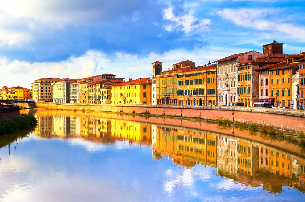 Visitare Pisa in weekend permette di: esplorare la città, concedersi un pranzo di pesce alla foce dell'Arno e scoprire il Parco di San Rossore