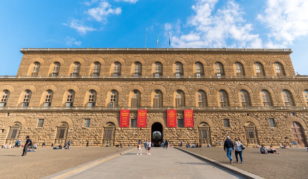 Palazzo Pitti è uno dei più importanti palazzi storici di Firenze. Sede di 5 Musei e porta di accesso al meraviglioso Giardino di Boboli