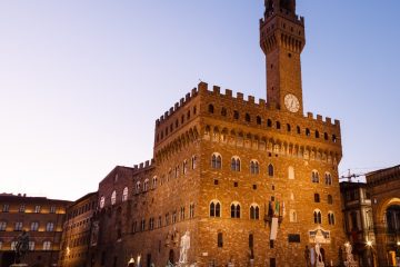 Quando Firenze diventa signoria, Palazzo Vecchio venne chiamato Palazzo della Signoria