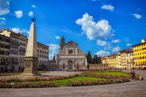 La piazza principale del quartiere storico di Santa Maria Novella a Firenze
