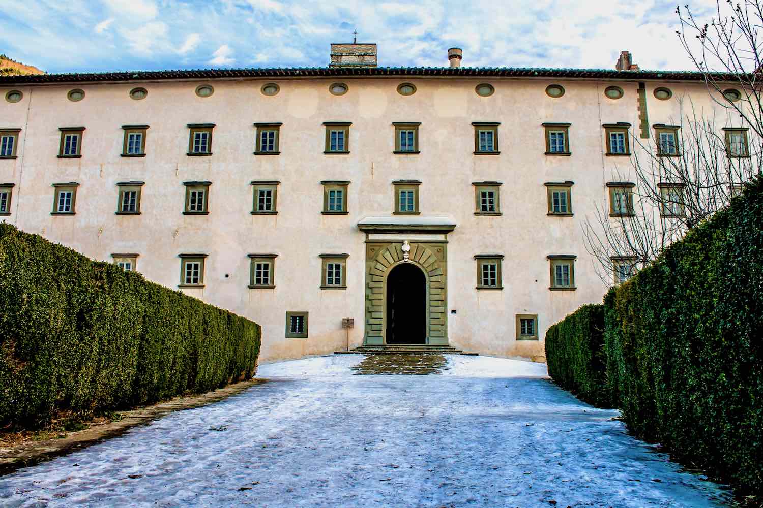 Vallombrosa e la sua Abbazia: affascinante luogo mistico, immerso in un’incredibile natura