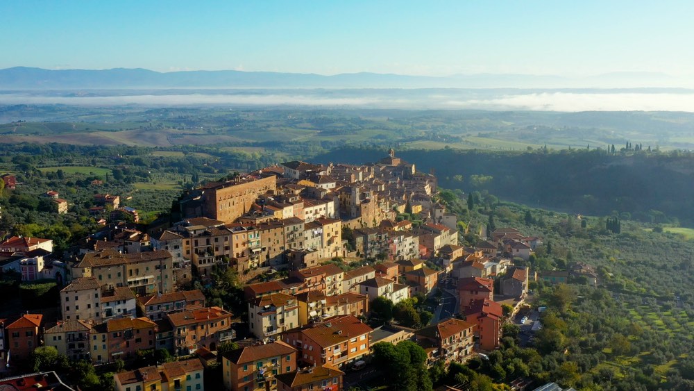 Panorama di Chianciano Terme, uno dei borghi toscani più conosciuti per le sue acque termali.