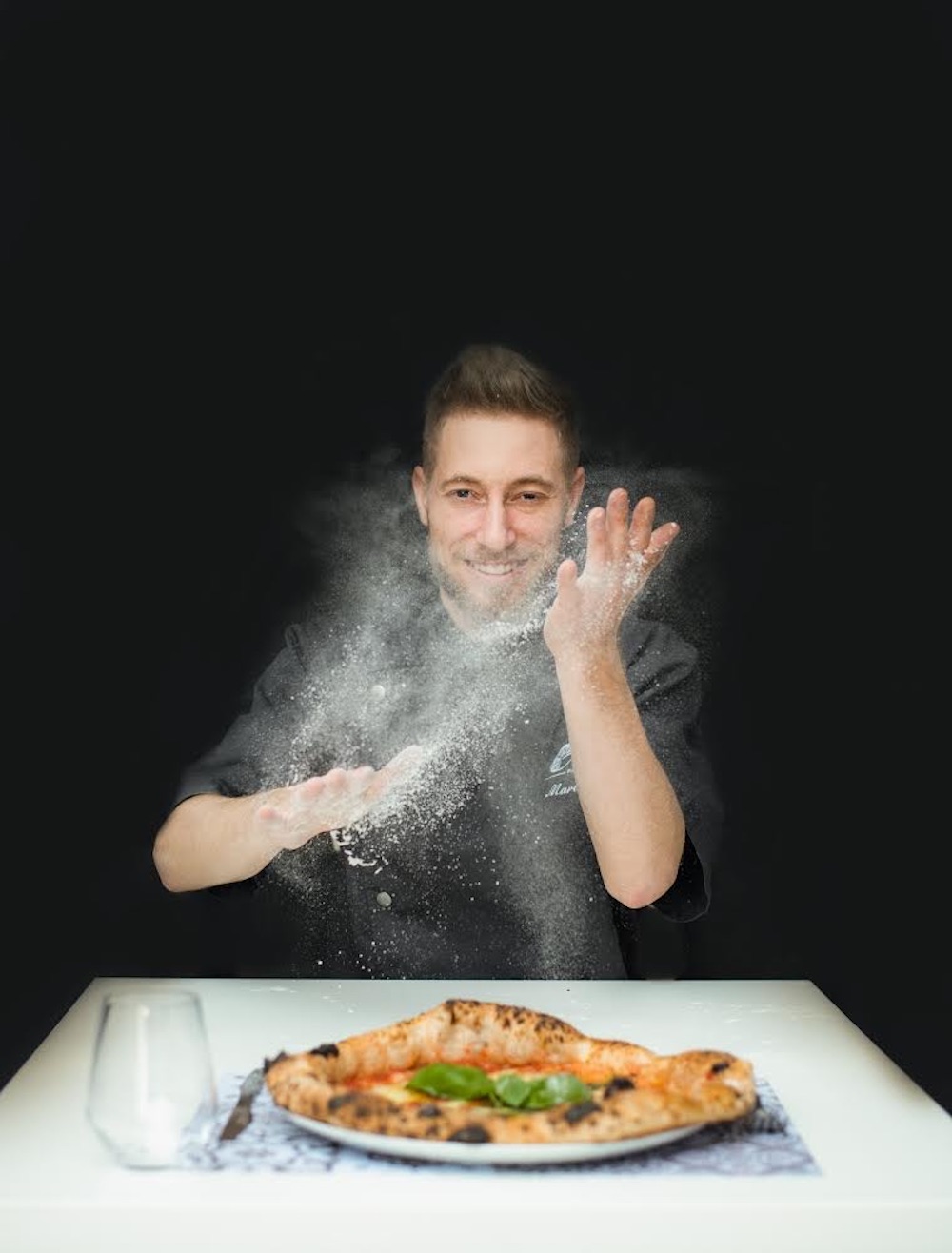 Marco Manzi, giovane pizzaiolo pluripremiato della pizzeria Giotto di Firenze