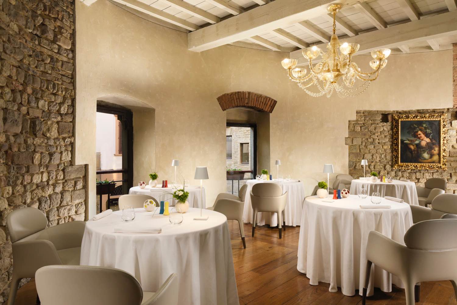 I 6 migliori ristoranti di design a Firenze,dove arredi, architettura e senso estetico incotrano la migliore cucina toscana reinterpretata in chiave moderna: ristorante Santa Elisabetta