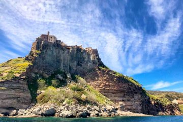 Castello sull'isola di Capraia nell'Arcipelago toscano