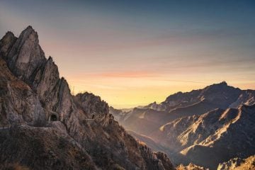 Le Alpi Apuane al tramonto