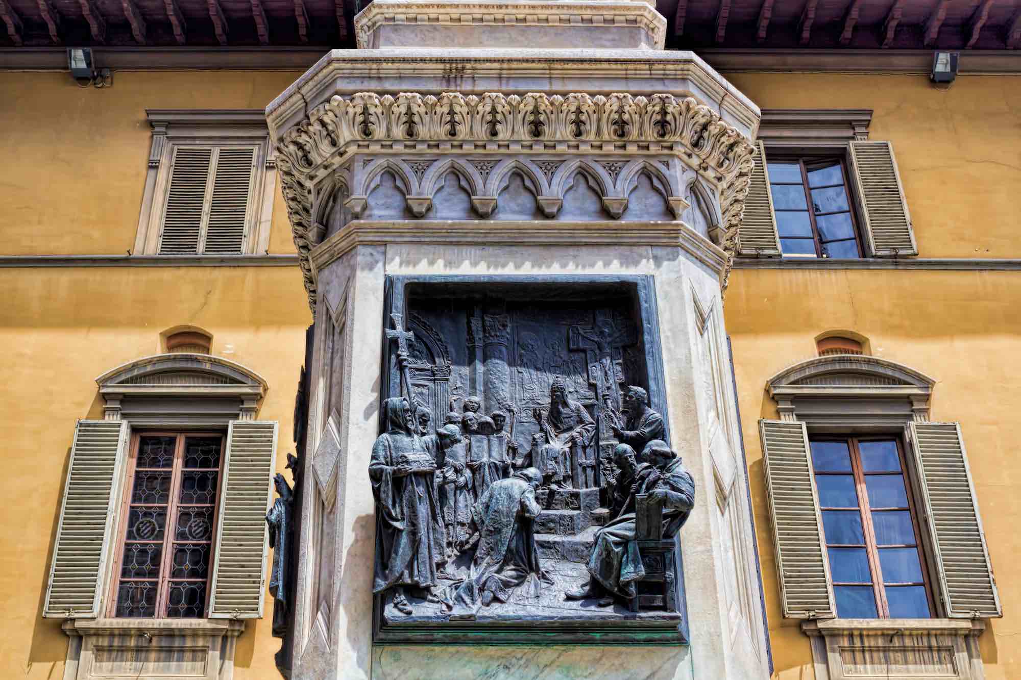 Statua di Francesco Datini a Prato