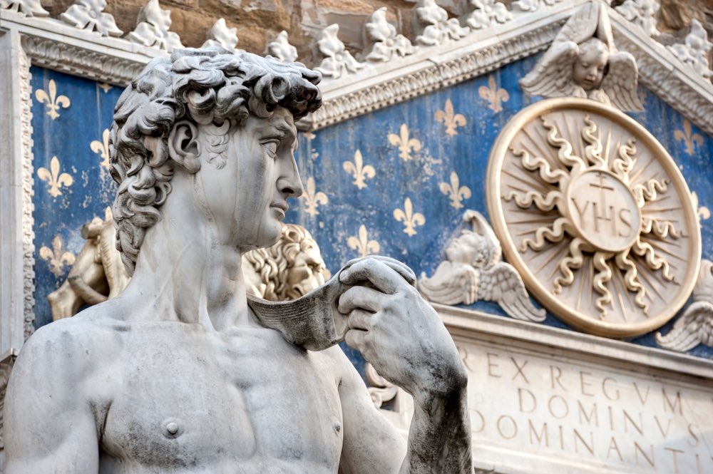 La copia del David di Michelangelo in Piazza Signoria a Firenze