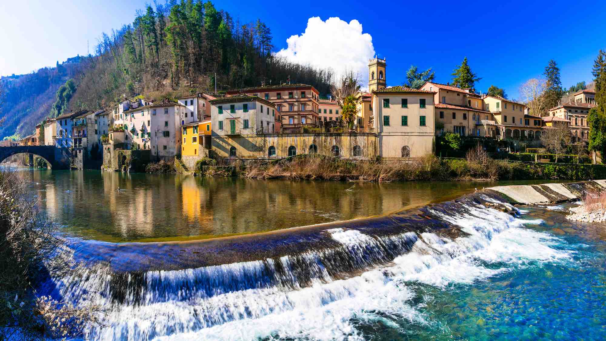 Borgo toscano di Bagni di Lucca in Garfagnana, famoso per le sue terme