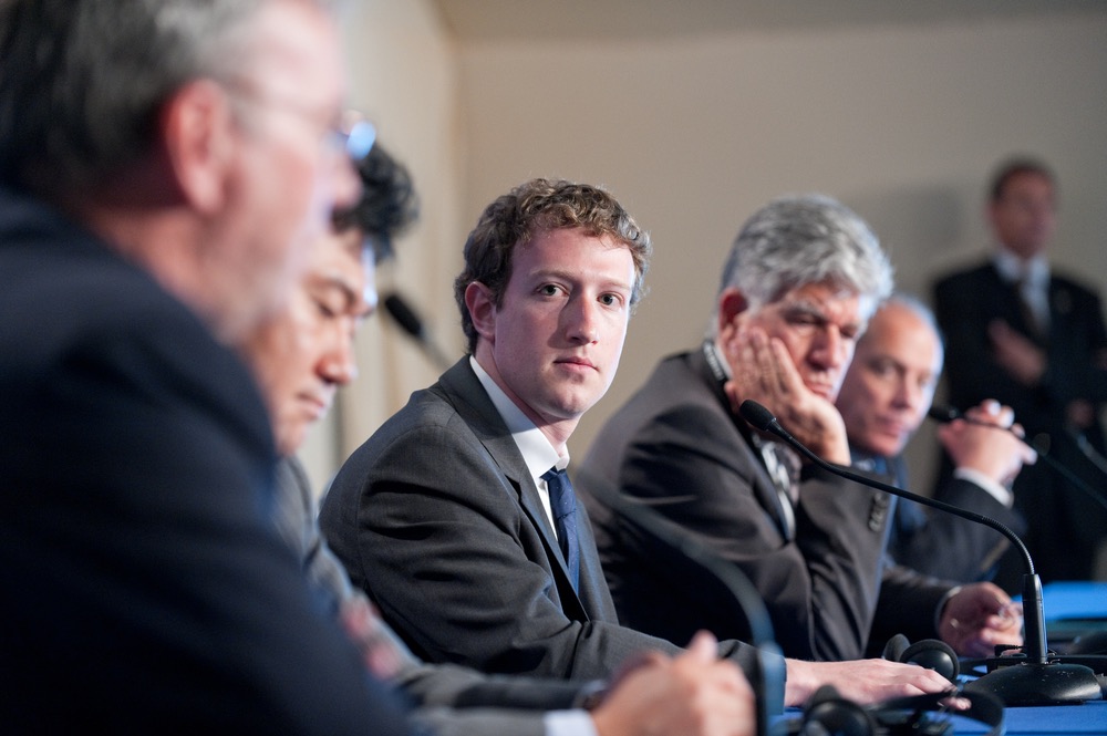 Mark Zuckerberg, il CEO di Meta a una conferenza stampa in Francia
