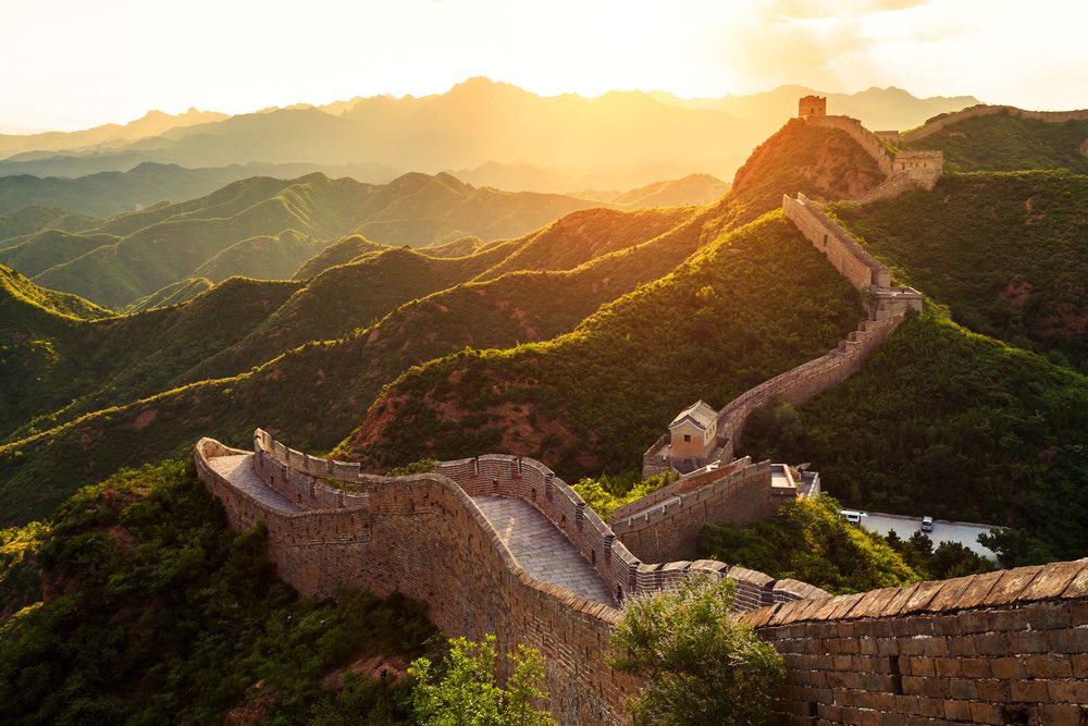Antica Muraglia Cinese nella luce del tramonto