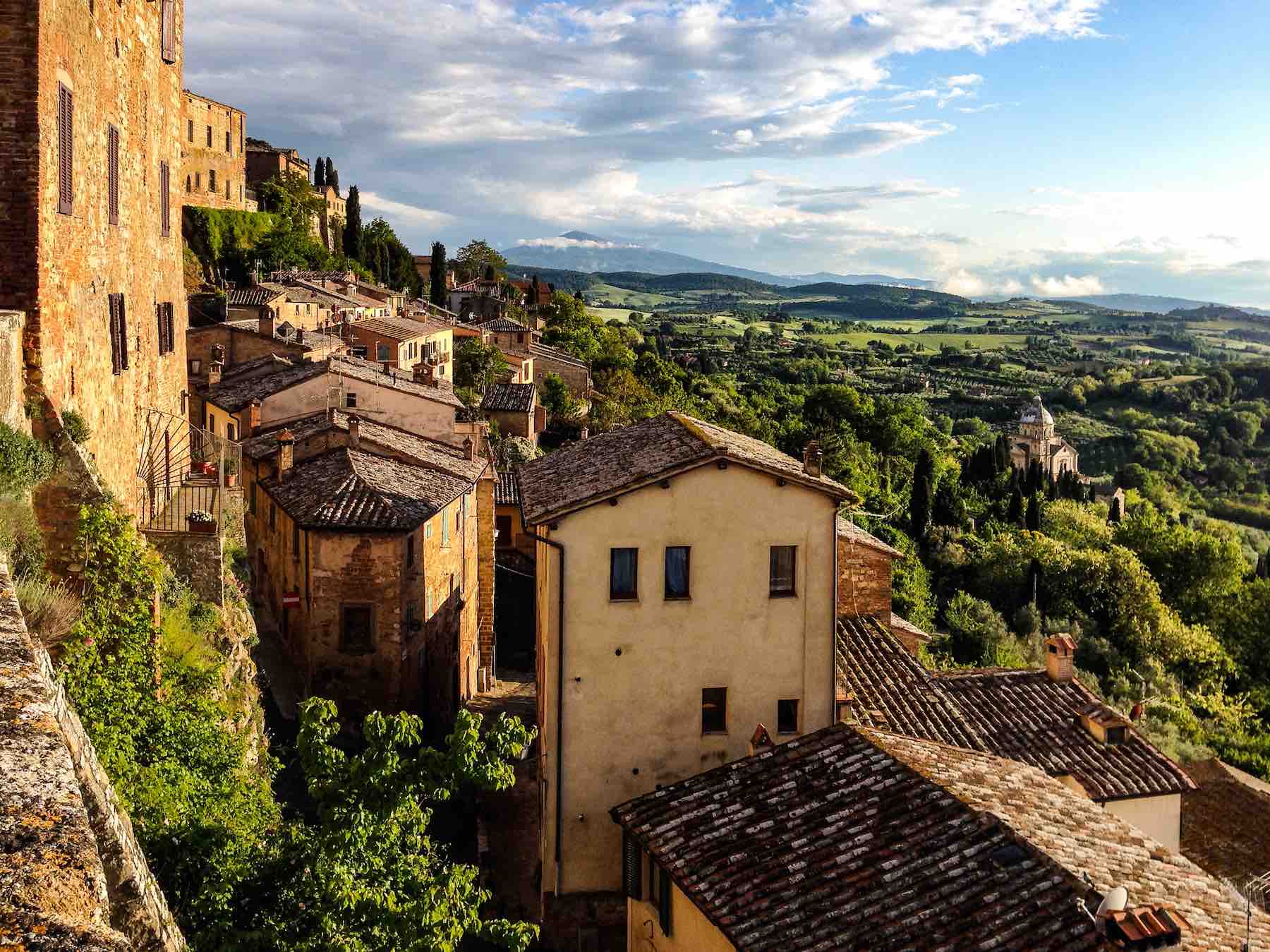 Vista panoramica dal borgo toscano di Montepulciano