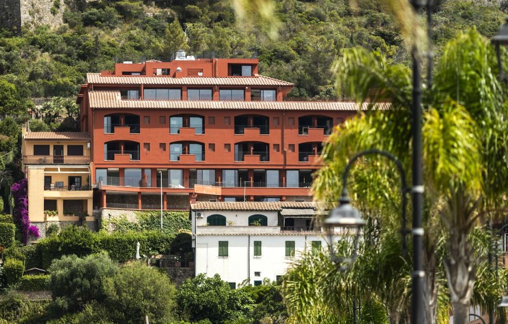 Hotel La Roqqa a Porto Sant Stefano firmato Marco Casamonti